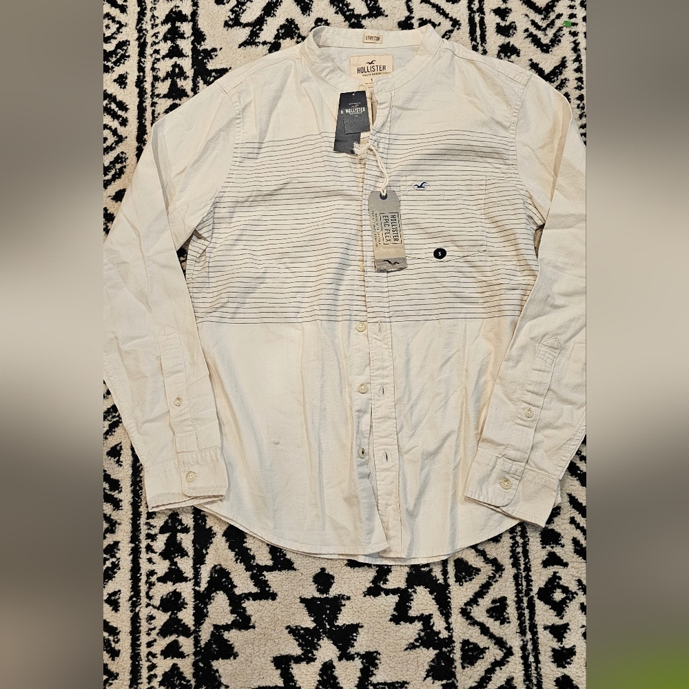 Hollister button down shirt